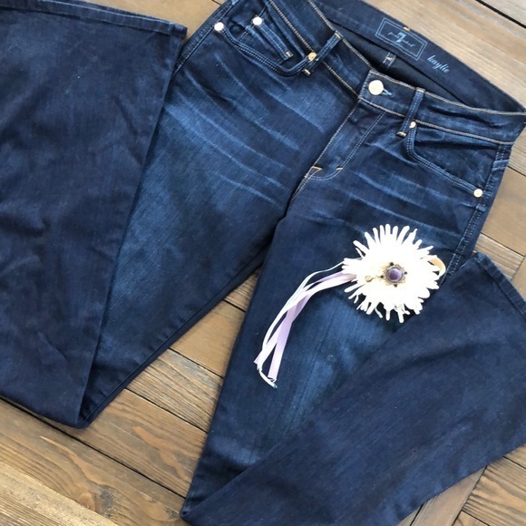 7 For All Mankind Kaylie Like New Flare Jeans